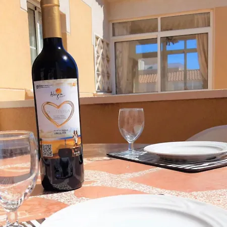 Casa Alegria With Pool Appartement