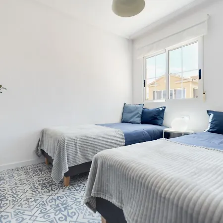 Casa Alegria With Pool 또레비에하