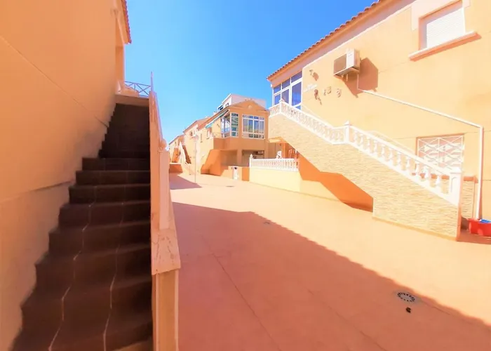 Lägenhet Casa Alegria With Pool