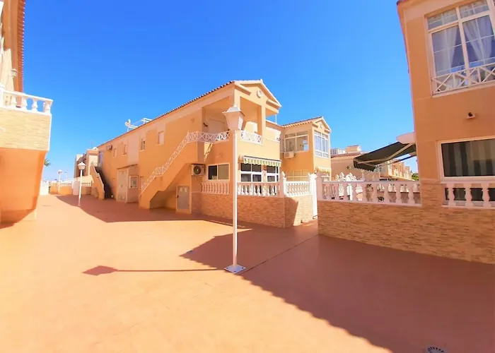 Casa Alegria With Pool Lägenhet