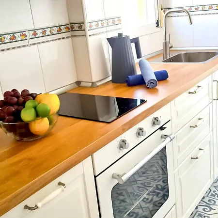Апартаменты Casa Alegria With Pool *